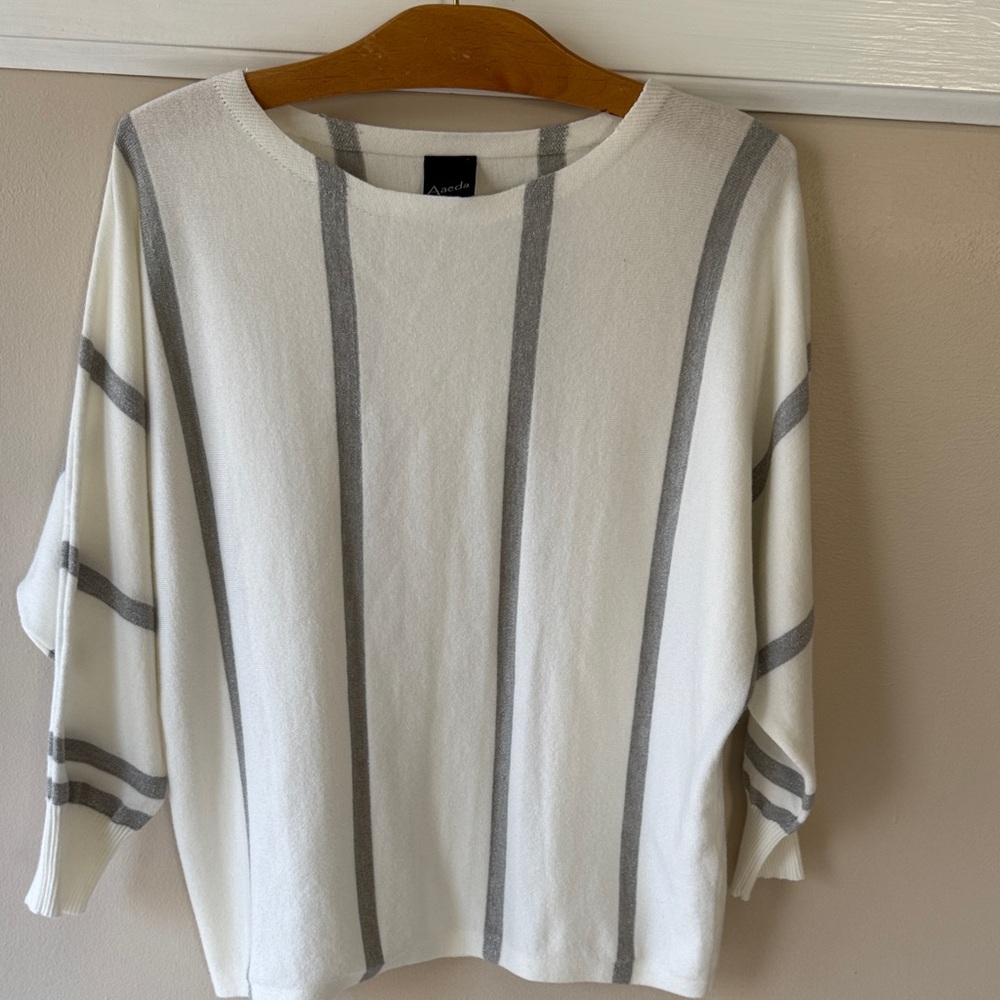 Aaeda White Top with Gray Vertical Metallic Stripes